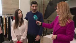 Лъсна истината за СНИМКАТА с трите момичета на Шипка ВИДЕО