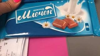 Тази история за дядо от дом, всеотдайна лекарка и шоколад за 1 лев взриви мрежата 