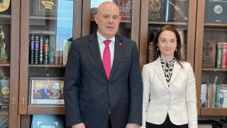 Главният прокурор Иван Гешев разговаря с посланика на Словения Наташа Бергел