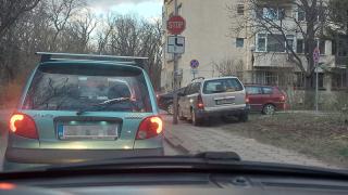 Шок в София! Какво прави шофьор, за да избегне задръстване СНИМКА