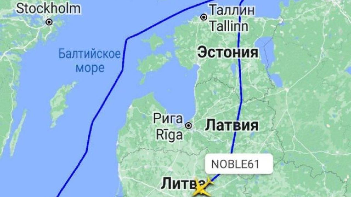 Ядрен бомбардировач на САЩ стреля учебно по Санкт Петербург КАРТА