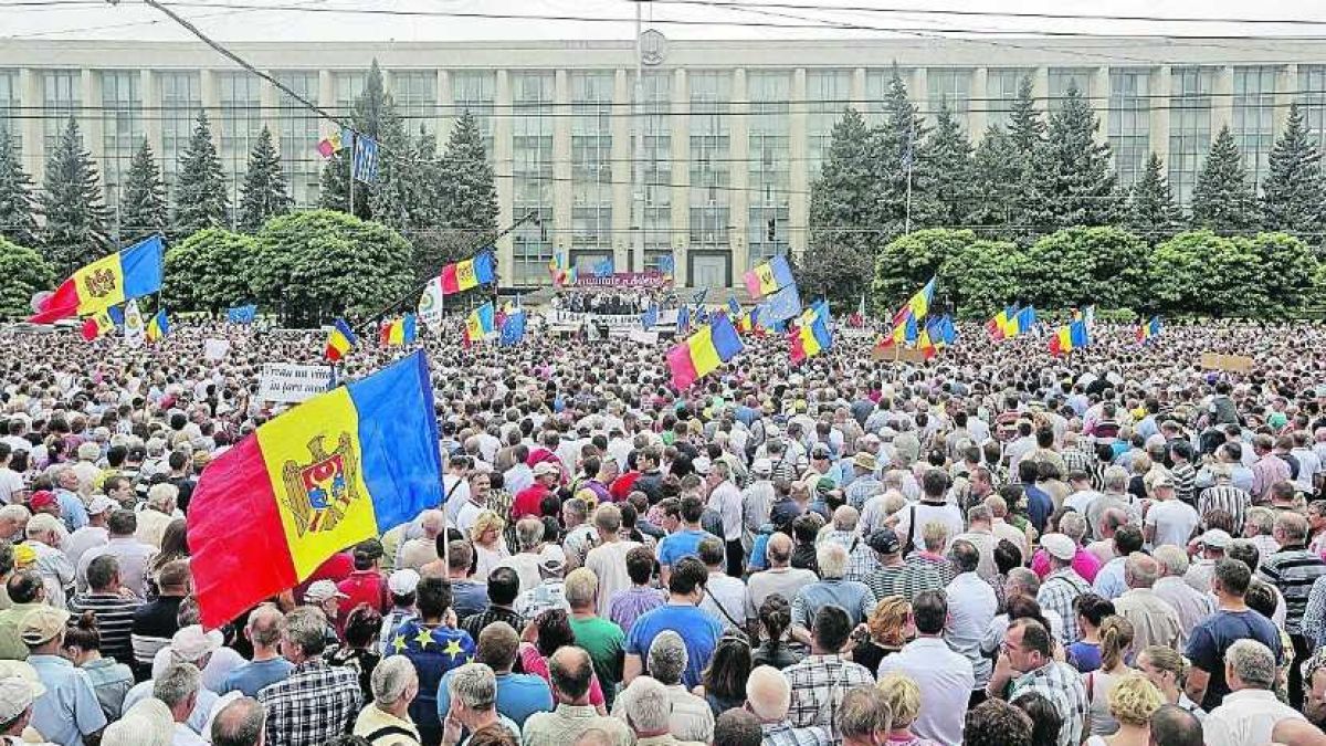 Гражданска война в Молдова заради Украйна, страшно е! ВИДЕО