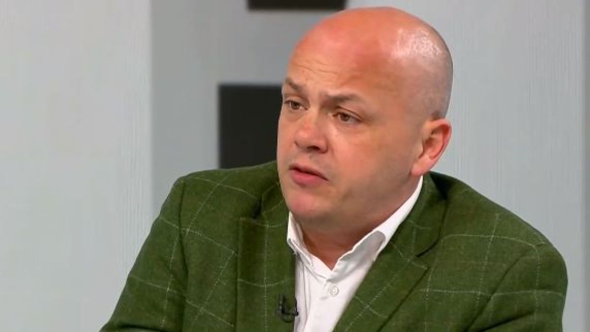 Александър Симов заговори за зловеща прокоба срещу БСП, закани се да...