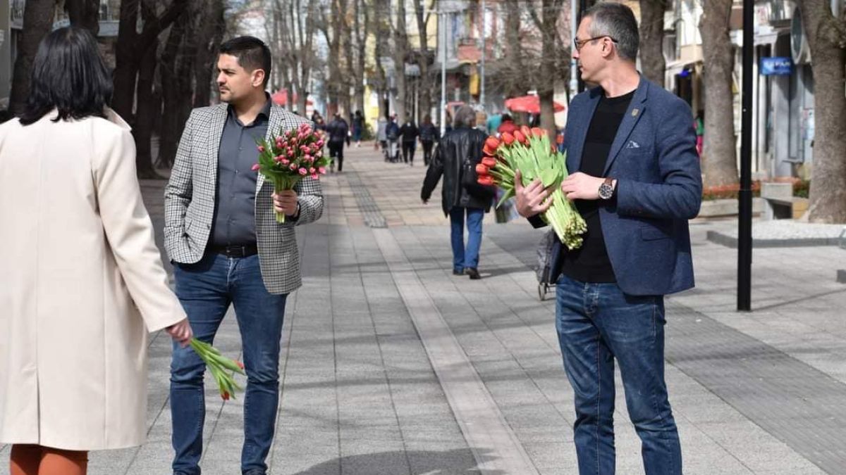 Жител на Плевен възмутено за Радостин Василев: Такава пародия не вярвах, че може да съществува СНИМКИ