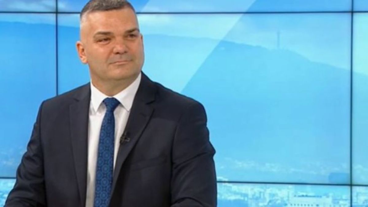 Супер новина в БЛИЦ! От днес цената на сиренето в Ел Би Булгарикум пада на 12,90 лв/кг, а на кашкавала - 15,90 лв/кг