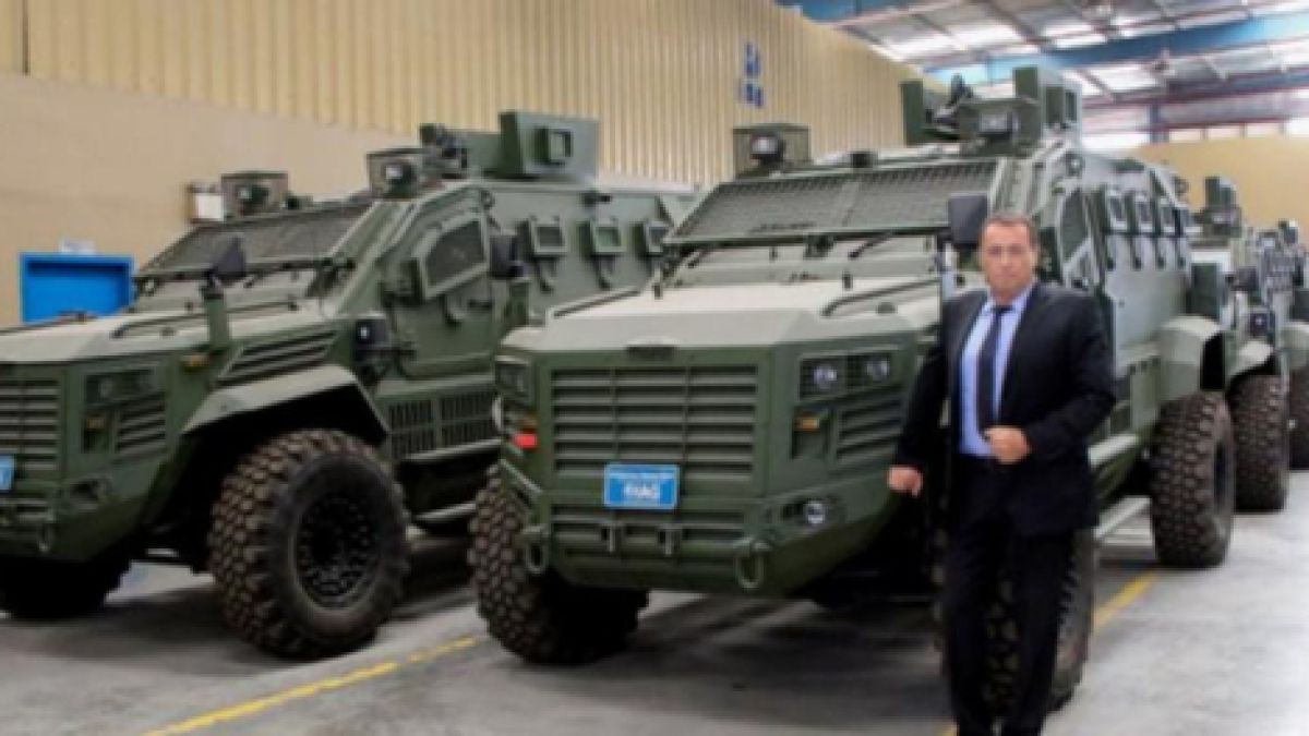 Наш емигрант прави първа копка на най-големия военен завод у нас