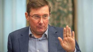 Бивш генпрокурор на Украйна: Опитват се да "вържат" ръцете на Залужни