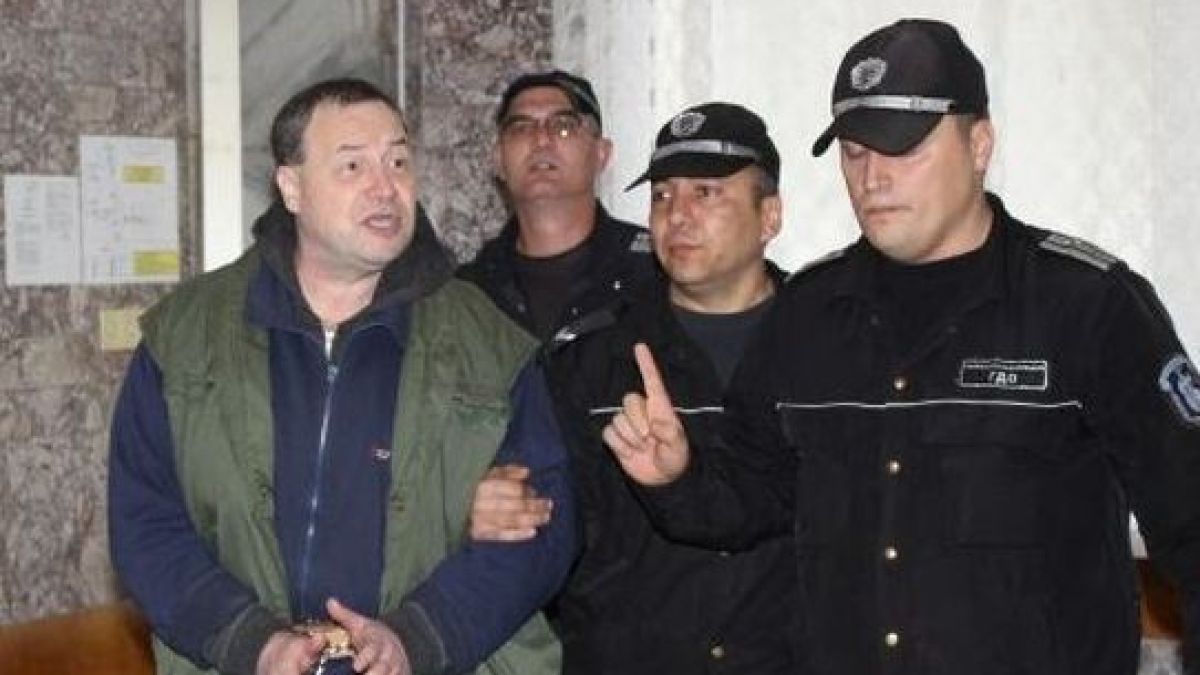 Кървава баня с убит командос и още трима ранени спецполицаи - какво се случи в Лясковец  