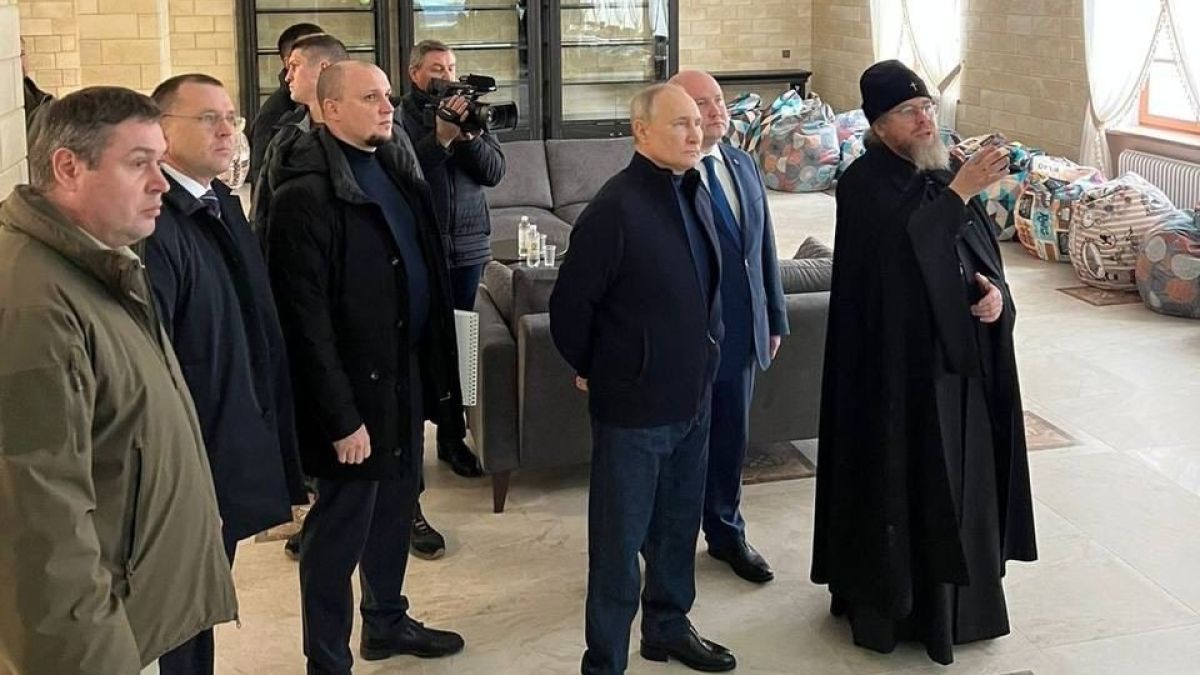 Путин с изненадваща визита, ето къде ВИДЕО