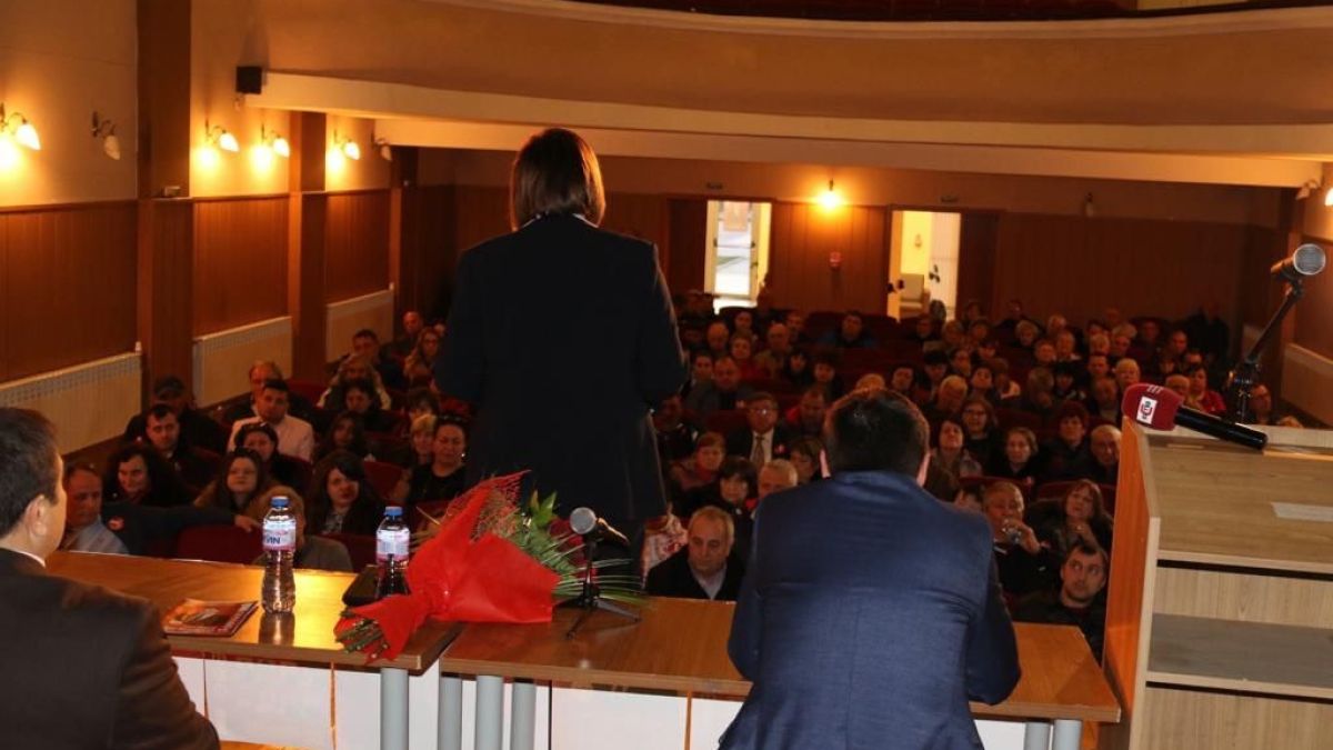 Нинова в Козлодуй: Ние сме единствената партия, която през всички години е защитавала ядрената енергетика