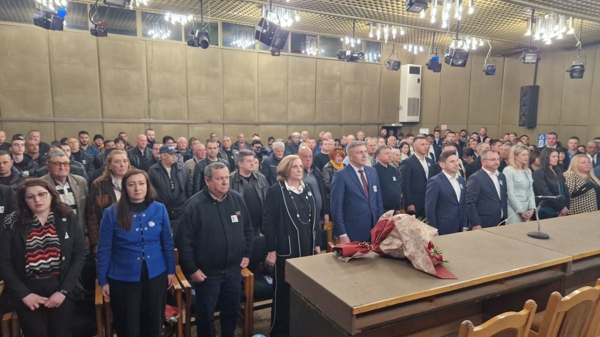 Халил Летифов в Казанлък: Всички очакват ДПС да е разумната сила. Само ДПС има план за излизане от кризата