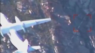 Руски Ан-26 се спаси с фантастична маневра от две ракети над Змийския остров ВИДЕО