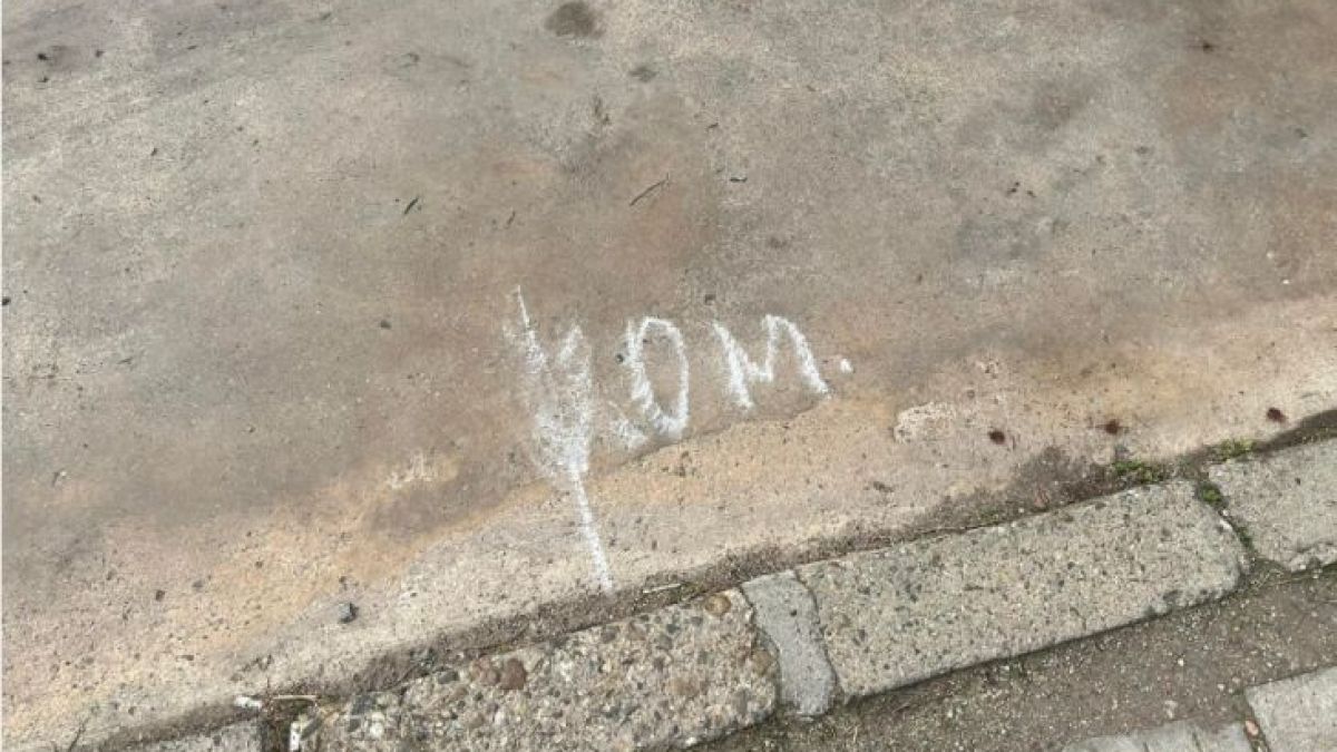 Не е за вярване с какъв надпис белязаха лобното място на убития ром след мелето в Казанлък