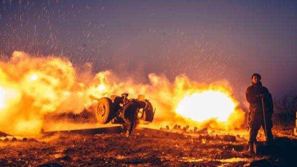 Киев готви нов удар по Кримския мост, ЧВК "Вагнер" завзе по-голямата част от Бахмут КАРТА