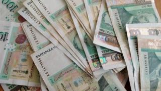 Експерт предупреди: Ако теглите кредит 3000 лева сега след три години ще върнете 8500 лева