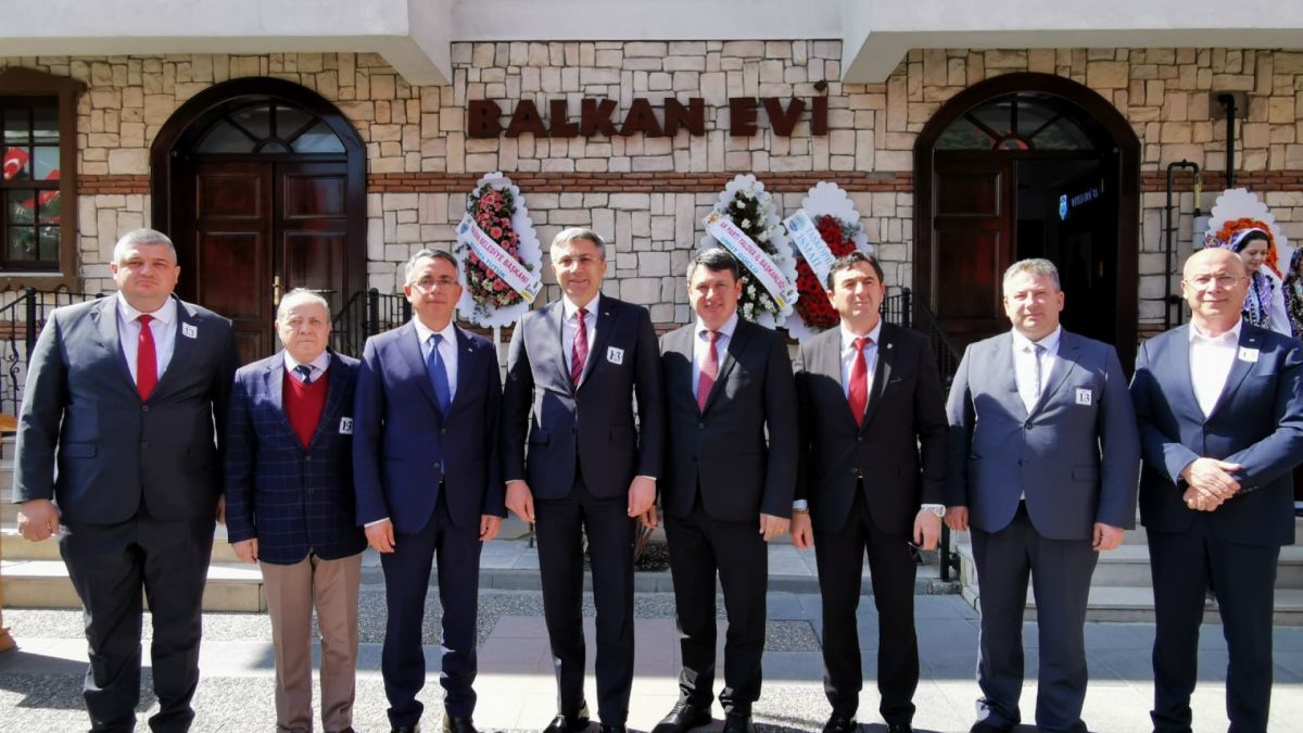 Мустафа Карадайъ откри Културен център „Д-р Ахмед Доган” в гр. Ялова, Турция