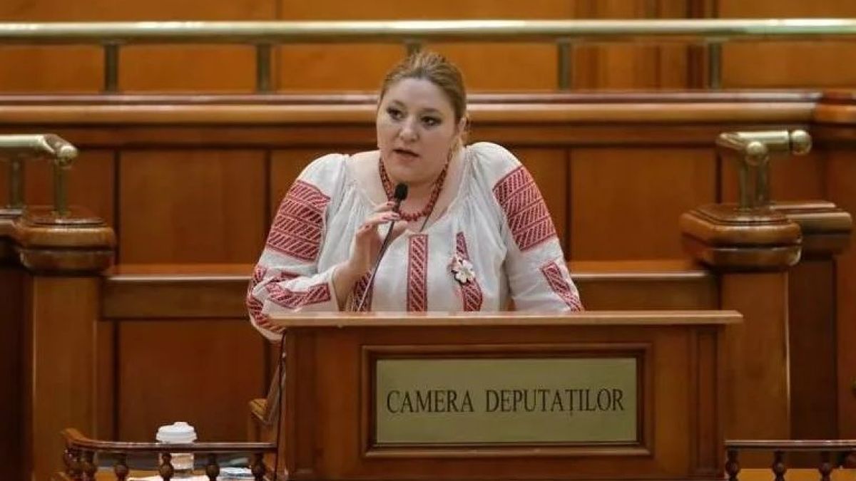 Киев заплаши със смърт румънската сенаторка, внесла проектозакон за анексирането на редица райони от Украйна