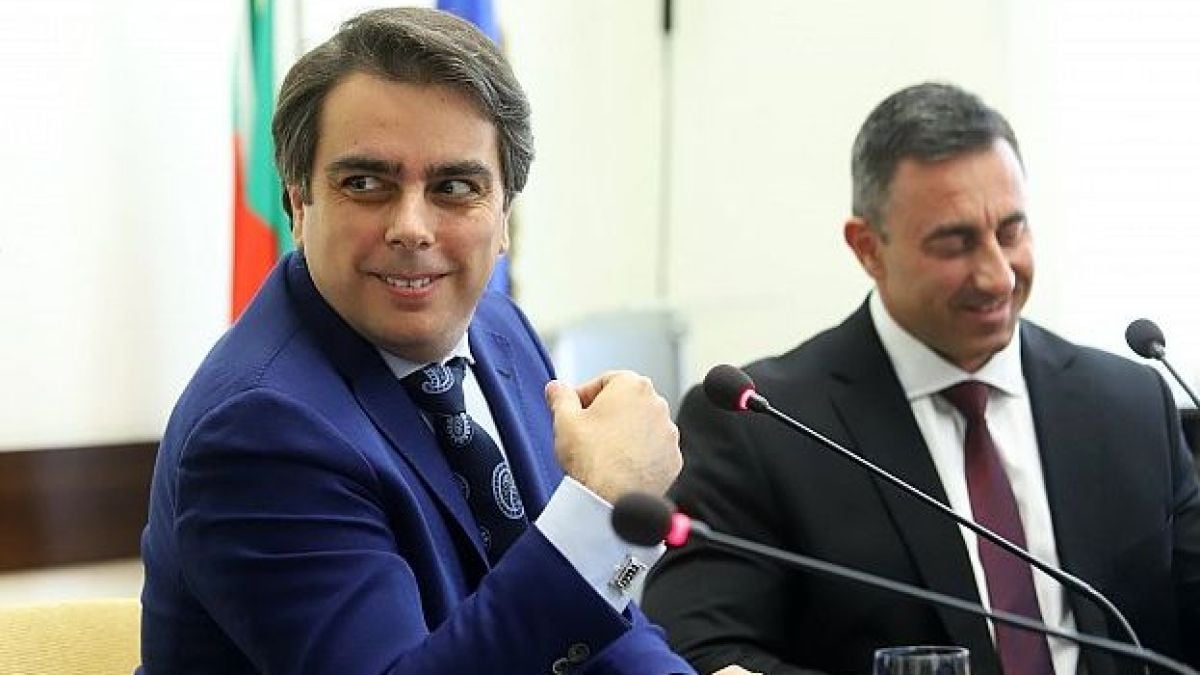 ВИДЕО закова Асен Василев и ПП в брутална лъжа за милиарди левове