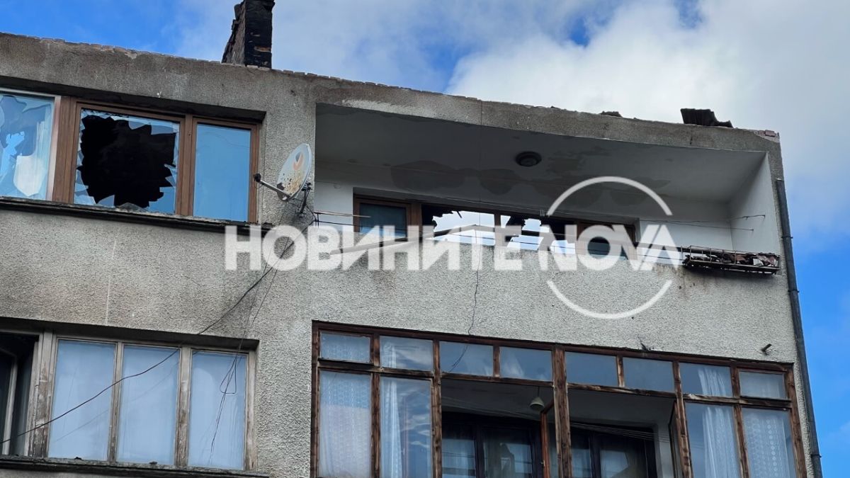 Огнен ад в Чепеларе, евакуират хора, хвърчат пожарни ВИДЕО