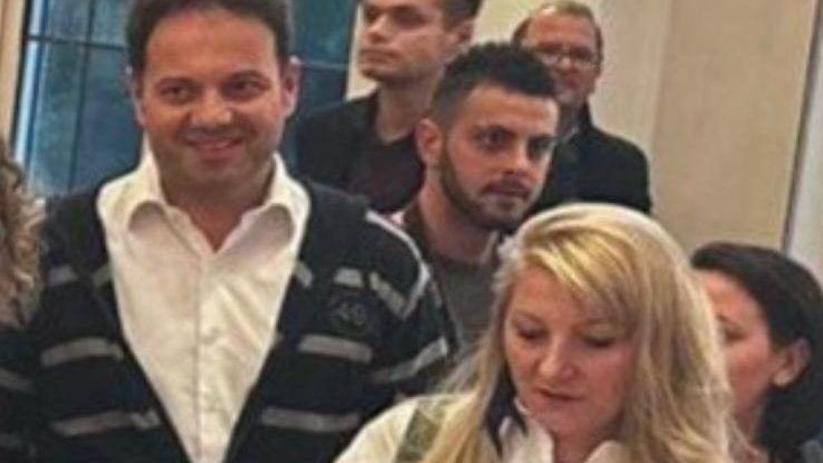 Скандални СНИМКИ: Издирван БГ аферист до Петков и Хазарта във Виена и Лондон