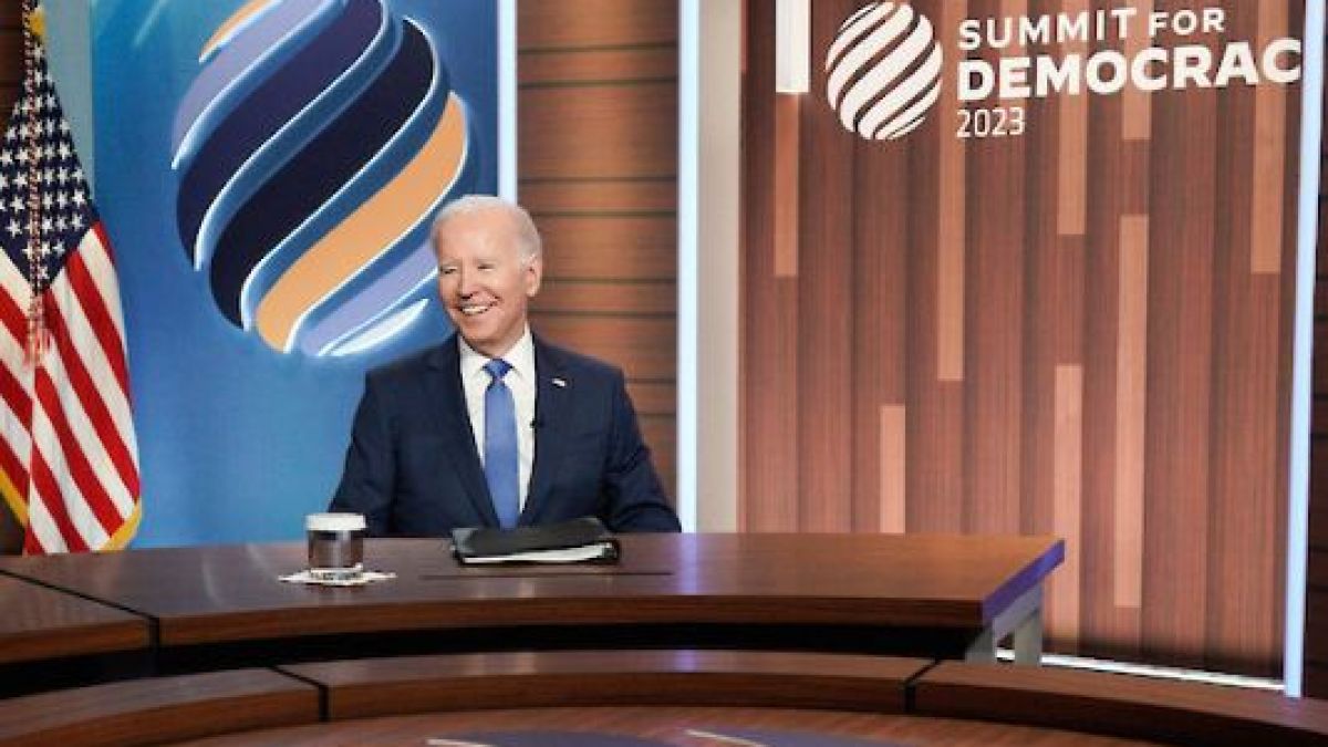 Байдън: Намираме се в преломен момент!
