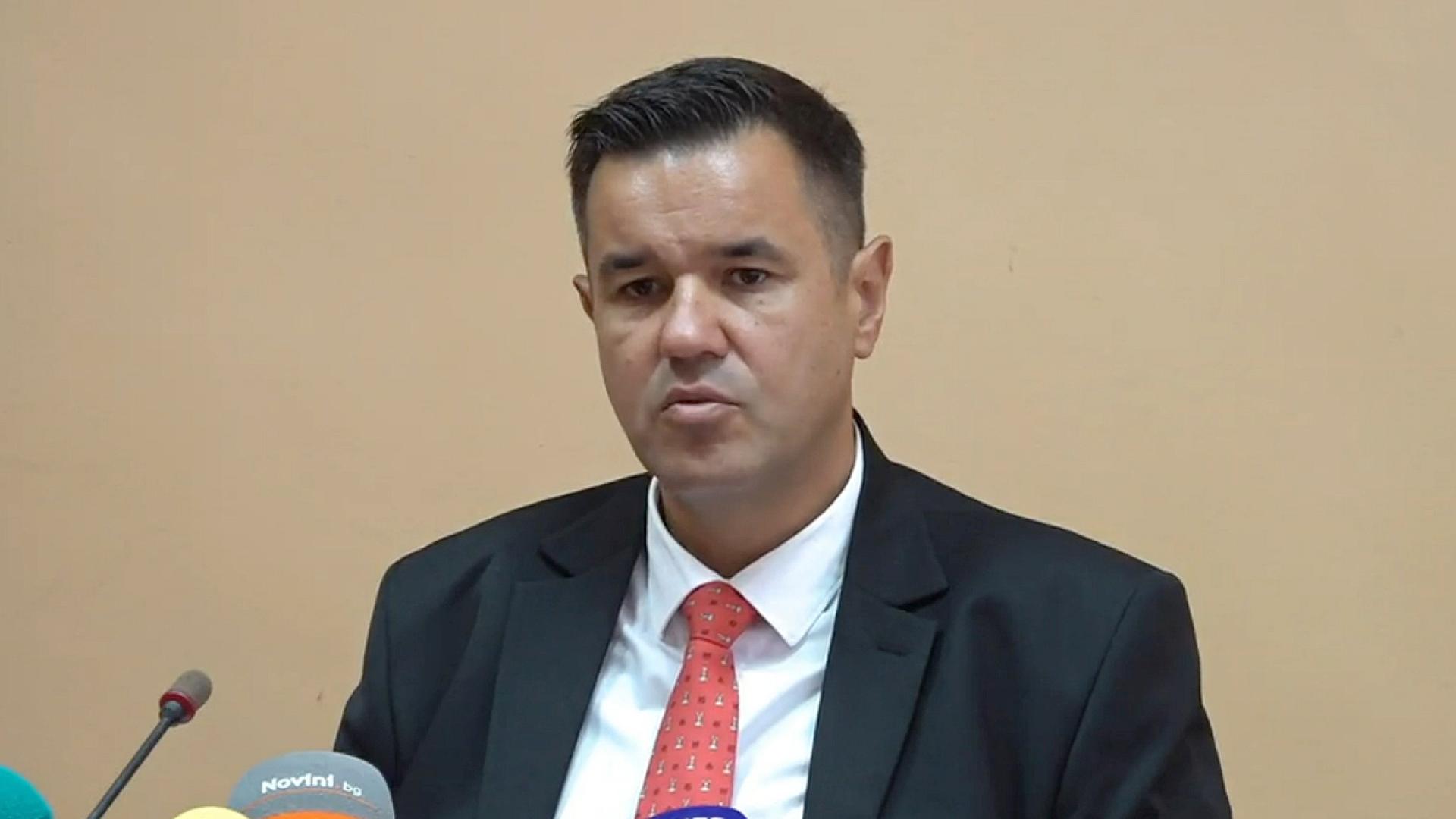 Важно! Министърът на икономиката обяви как ще спре поскъпването със закон и колко ще поскъпнат основни продукти