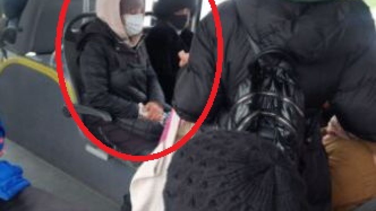Нови детайли за екшъна, спретнат от маскирани ромки в автобус 76 в София СНИМКИ