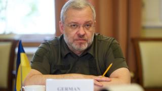 Киев поиска целият свят да плаща данък "война"