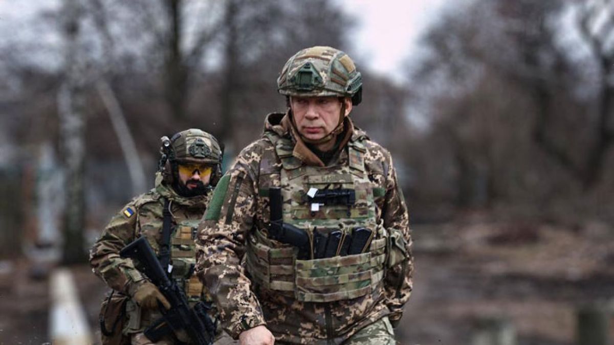 Сирски разкри какво трябва да направят руснаците до 9 май в Украйна