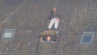 Албански наркодилър направи на маймуни британските полицаи ВИДЕО