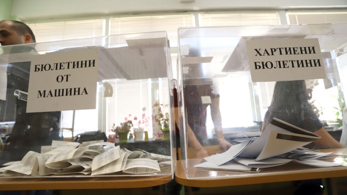 "Тренд" обяви избирателната активност към 12.00 часа