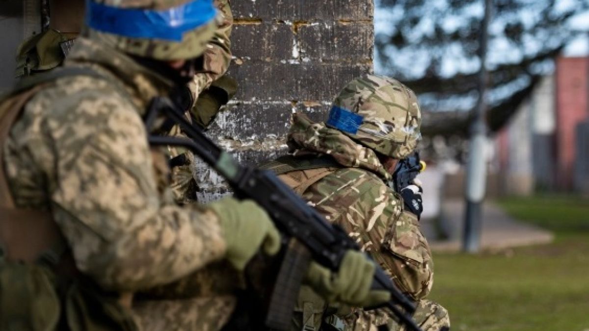 В Киев обявиха, че Бахмут още не е паднал, но "вагнеровци" убиха тук важни офицери от ГРУ и "Алфа"