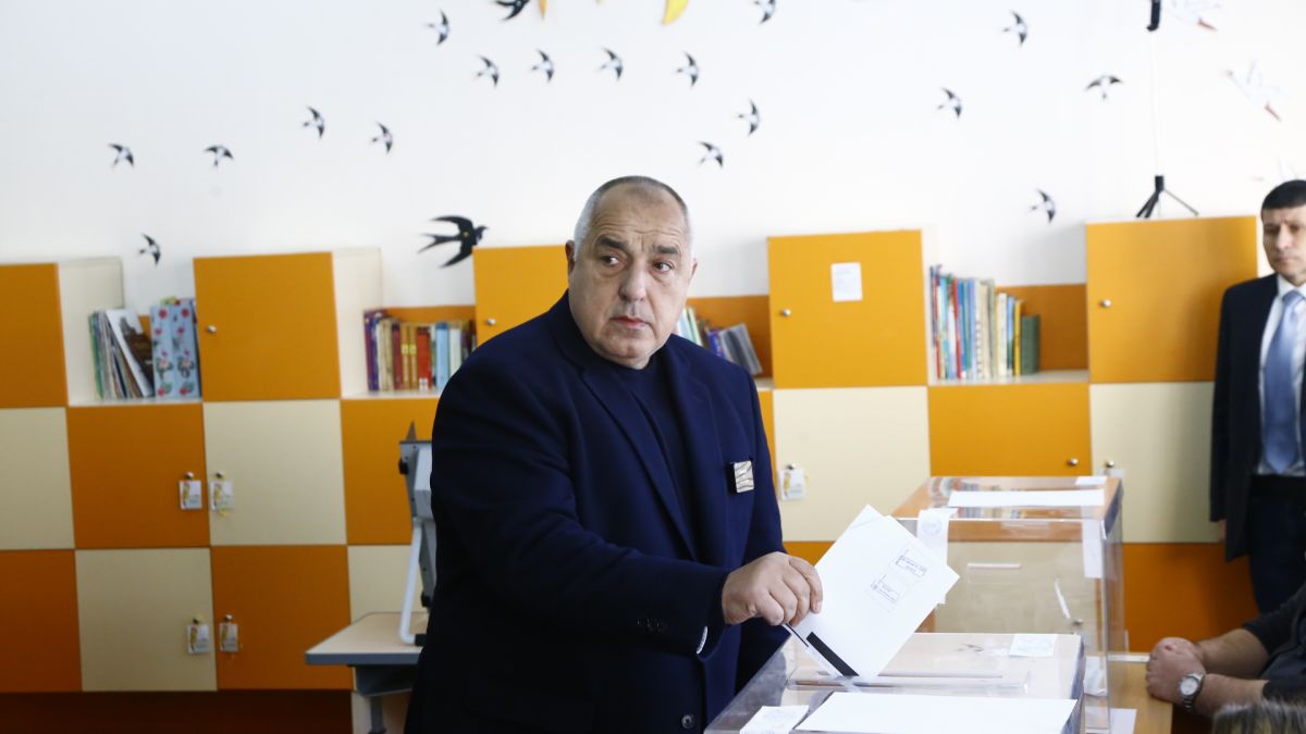 Пиргова разкри какъв кабинет ще имаме, скоро няма да се ходи на избори 
