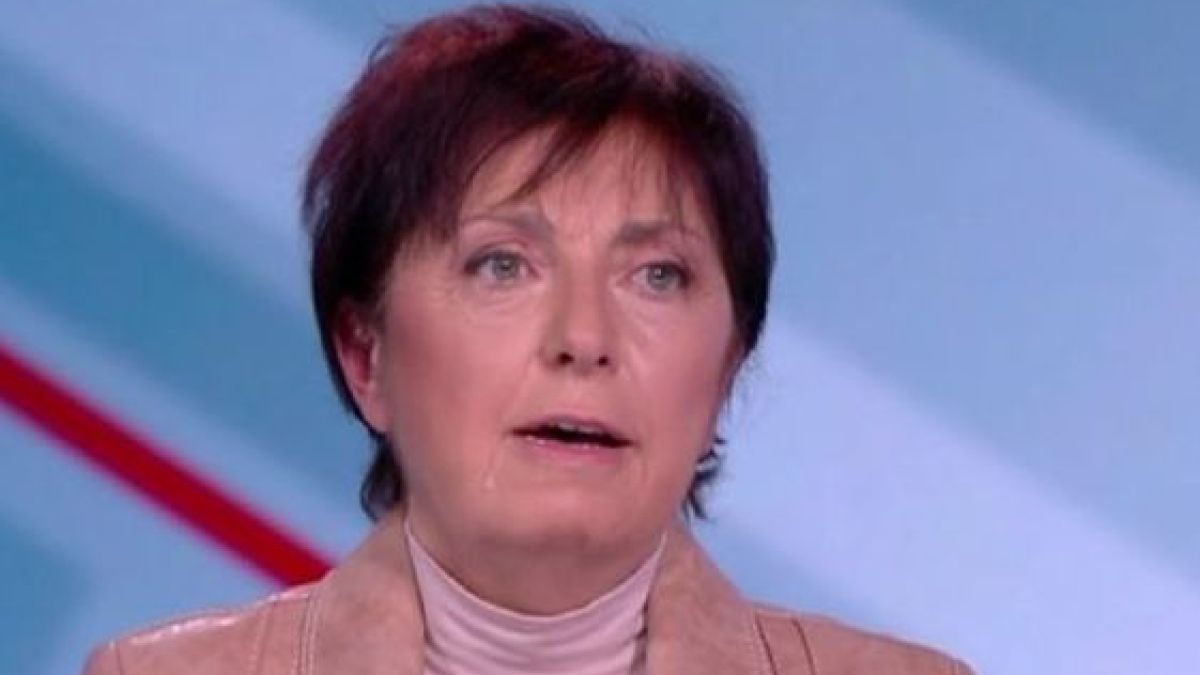 Теодора Димова избухна: Защо никой не слуша Христо Иванов, докога ще управлява Радев?!