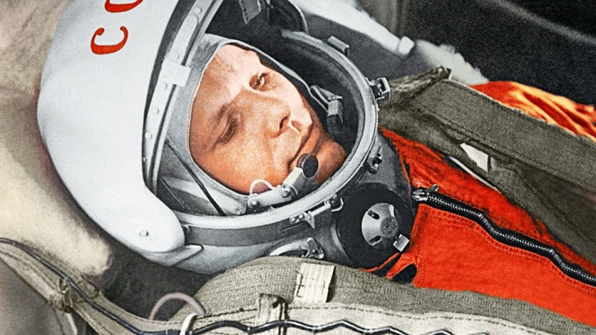 Ванга е направила шокиращи разкрития за Гагарин и Георги Иванов, разбра се какво са видели горе