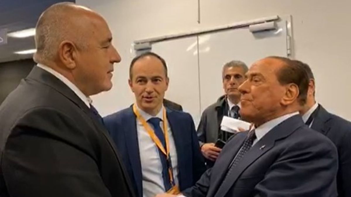 Гадателката на Берлускони каза ще има ли правителство у нас и какво ще е то