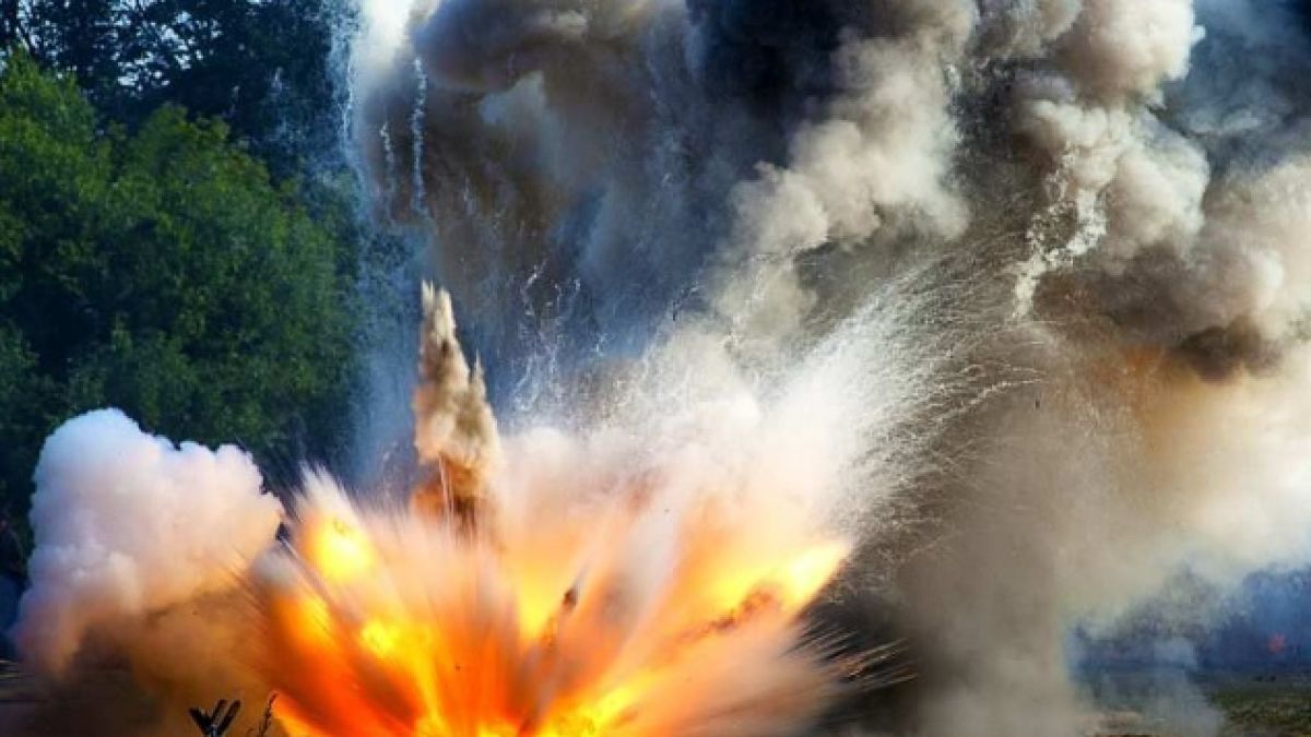 ВИДЕО от войната: Боец от ВСУ изгоря, друг войник разказва как руските войски ги унищожават