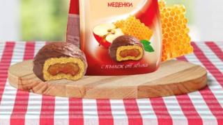 Търновка си купи вкусни меденки, отхапа една и изтръпна от погнуса СНИМКА 