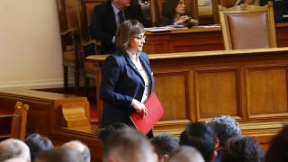 Нинова с тежка забрана към БСП, разкри какво ще се случи при гласуването на кабинета "Габриел"