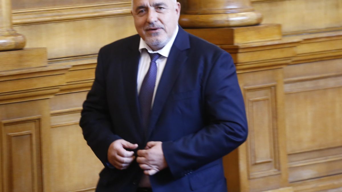Бойко Борисов шашна, пусна среднощно ВИДЕО