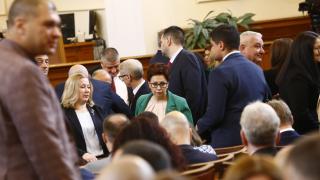 Политоложка разби мечтите за правителство