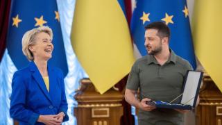 Извънредно! Урсула фон дер Лайен се кани да посече Зеленски