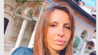 Порно кралицата Диана изкупи греховете си в Бачковския манастир