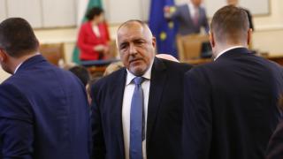 Политолози: Революцията ще изяде ПП, а Борисов се завърна по-силен