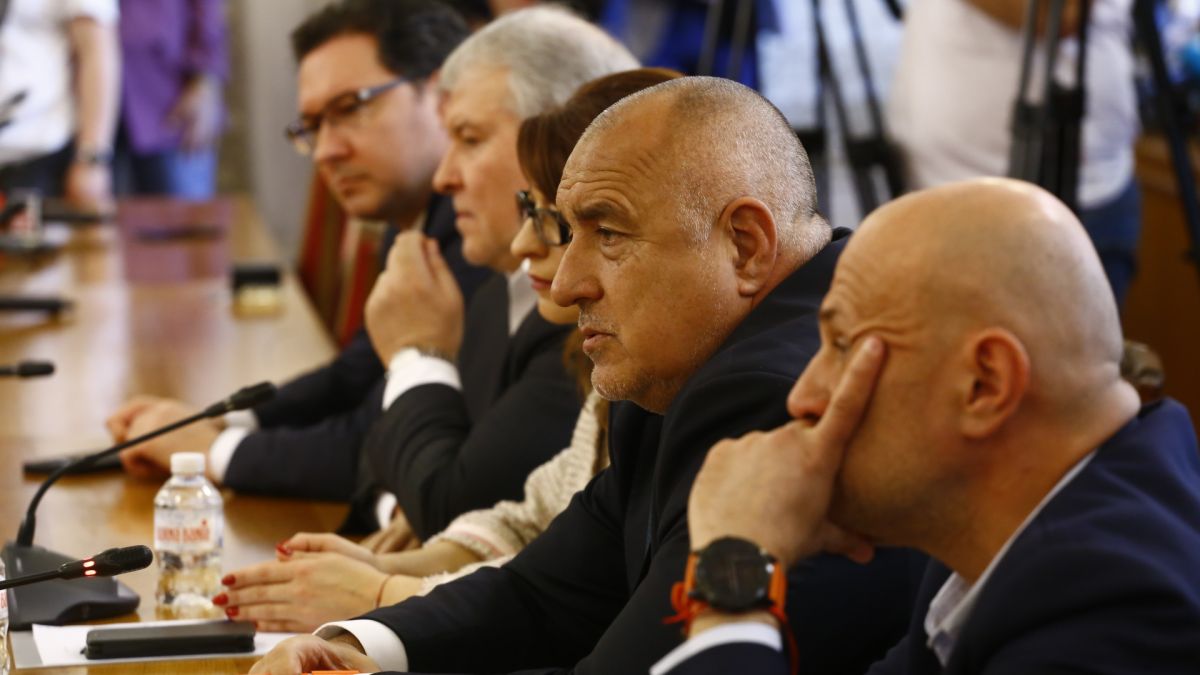Политоложка разби мечтите за кабинет: По-голям е шансът за...