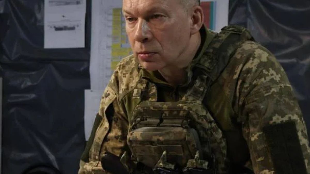 Генерал Сирски разкри новата тактика на руските войски и спецотрядите "Щурм"