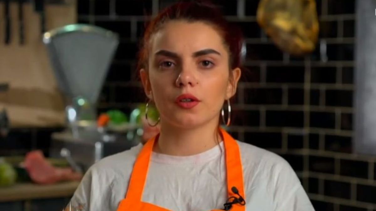 Сензацията Цветомира се прости със 100-те бона в Hell’s Kitchen, а шеф Ангелов я... ВИДЕО