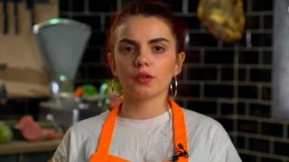 Сензацията Цветомира се прости със 100-те бона в Hell’s Kitchen, а шеф Ангелов я... ВИДЕО