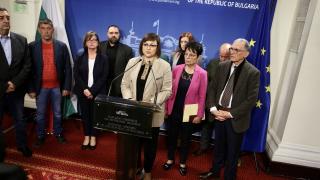 Нинова: За нас битката за децата е кауза. Тя е надпартийна, национална и ние ще я продължим с всички сили