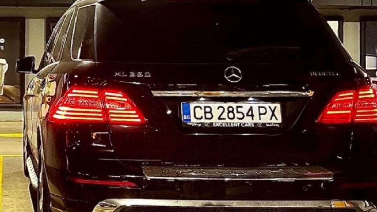 Столичанин паркира лъскавия си джип "Мерцедес" в "Гео Милев", на сутринта му се доплака СНИМКИ 